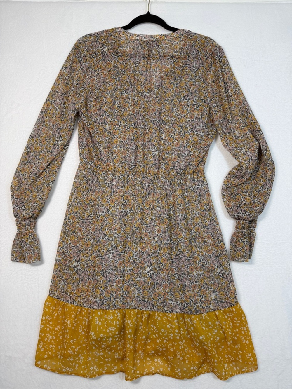 Women’s Banana Republic Fit & Flare Floral Tiered LongSleeve Smocked Waist Dress - Picture 9 of 10